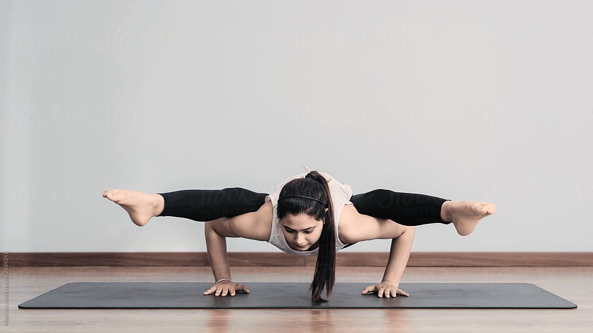 Tittibhasana